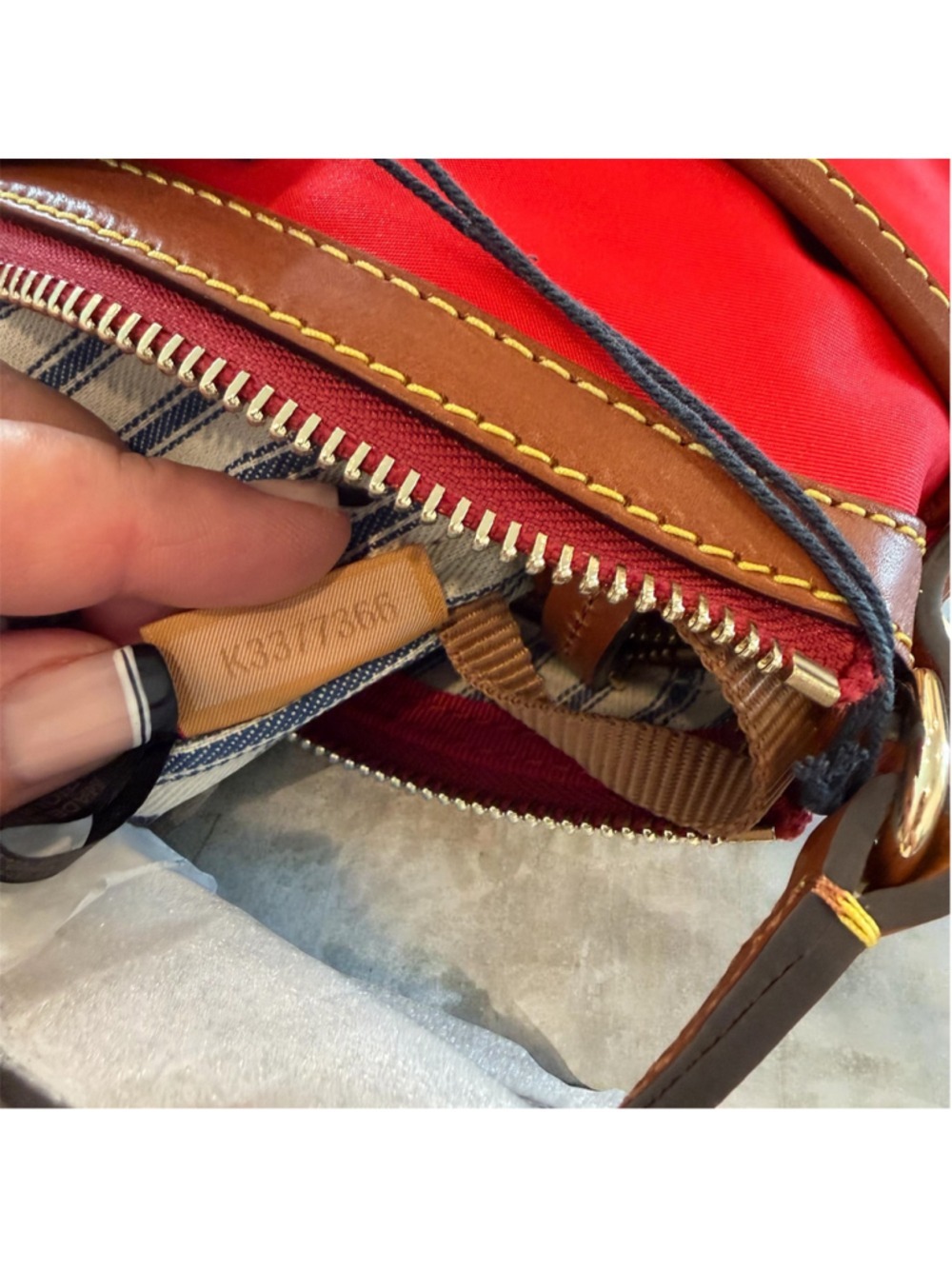 NWT Dooney & Bourke Red Nylon Mini Domed Crossbody Bag - Picture 5 of 6